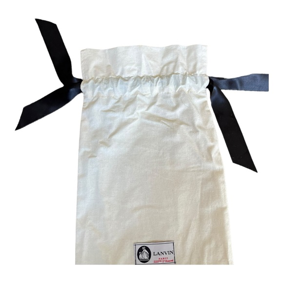 Lanvin Dust Bag in Cream Fabric with Black Satin Ribbon Tie Closure and Patch - Picture 5 of 8